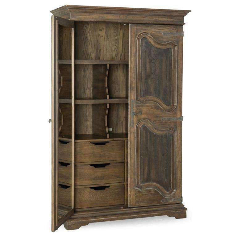 Hooker, Lakehills Garderobe